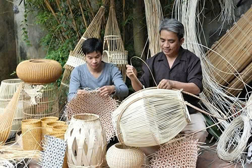 Ý nghĩa Cơm thầy vợ bạn gái cơ quan là gì